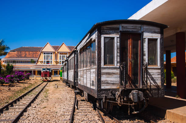 keretapi_lama_v